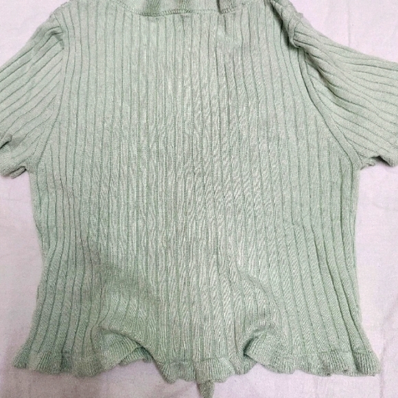 H&M - Picture 3 of 3